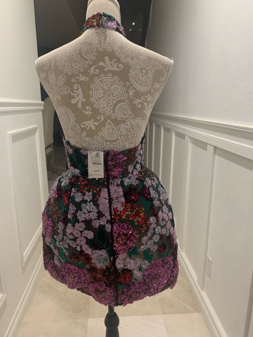 New BRONX AND BANCO Deirdre Floral Sequinned Halter Dress Size S / 4 US - Picture 5 of 16